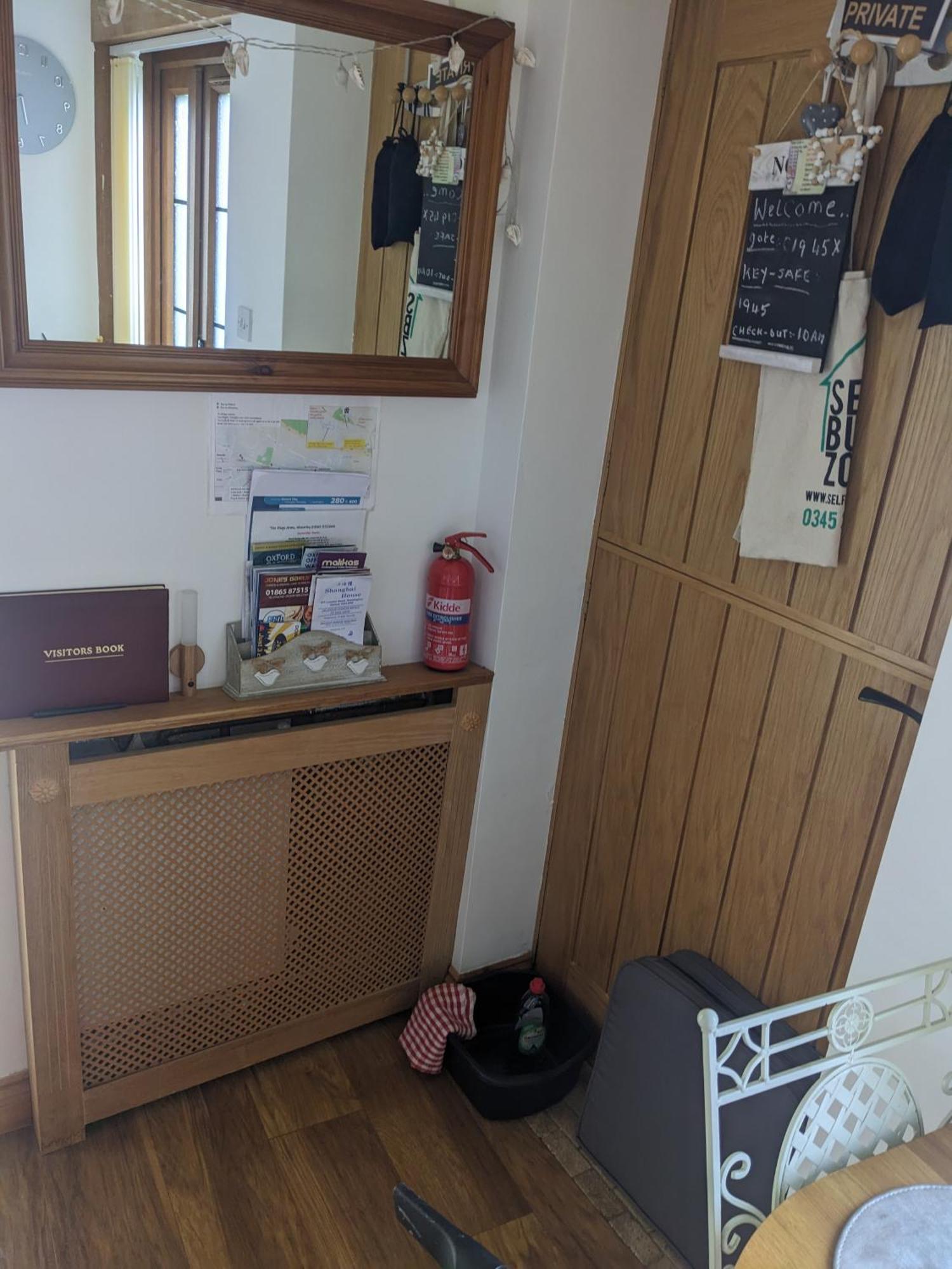 Bed and Breakfast Sunnyside Annexe Уитли Экстерьер фото